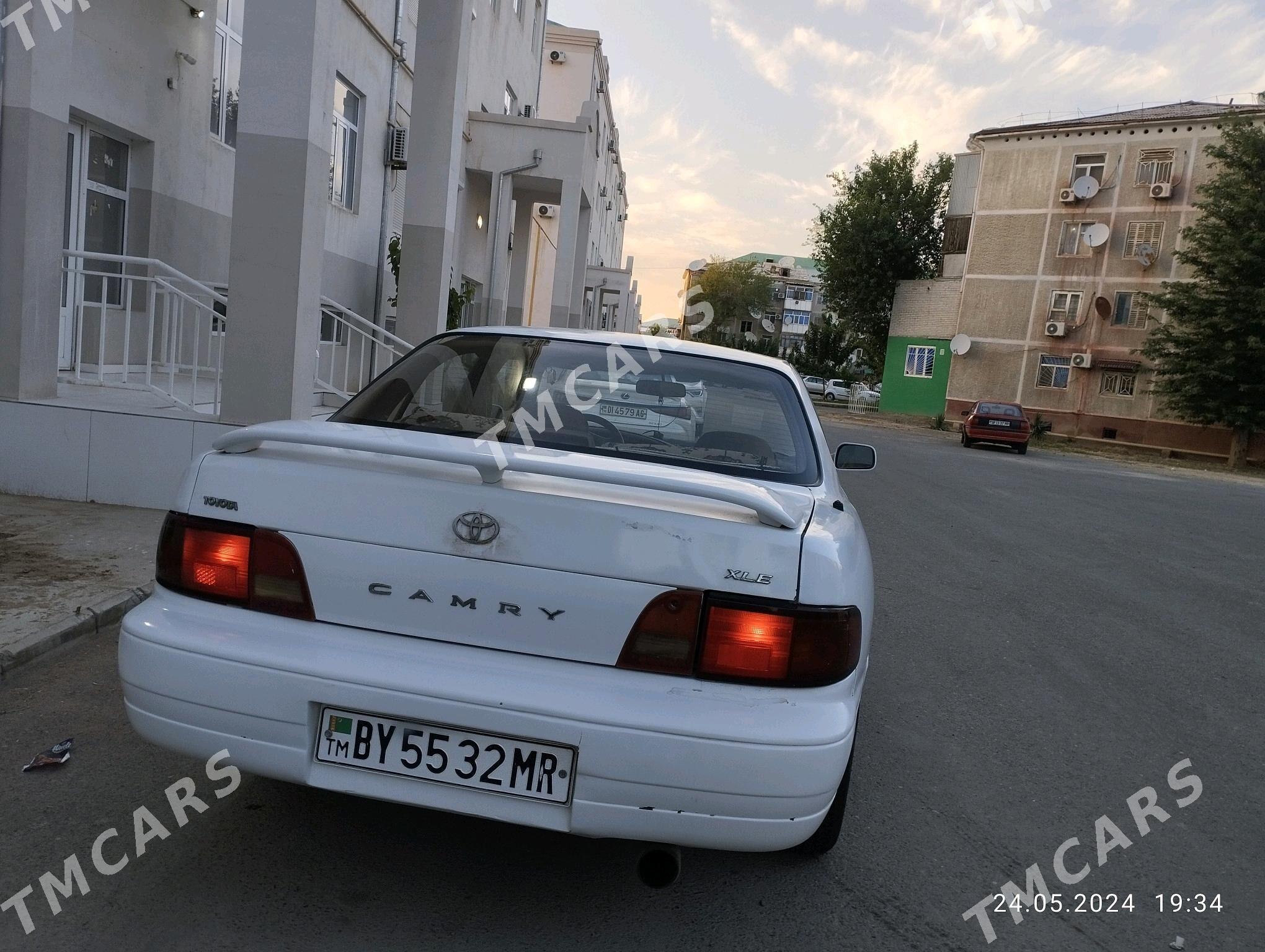 Toyota Camry 1994 - 70 000 TMT - Теджен - img 5