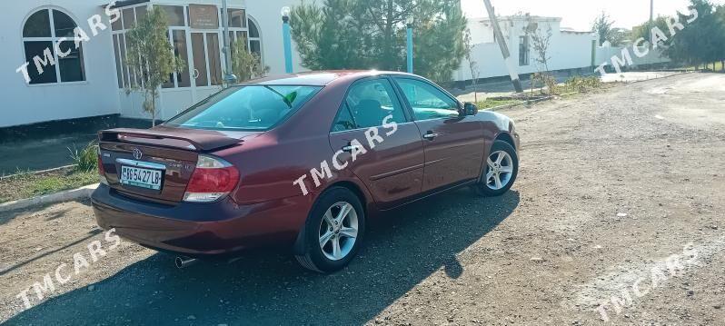 Toyota Camry 2005 - 130 000 TMT - Дянев - img 3