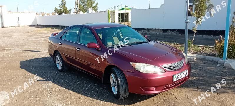 Toyota Camry 2005 - 130 000 TMT - Дянев - img 4