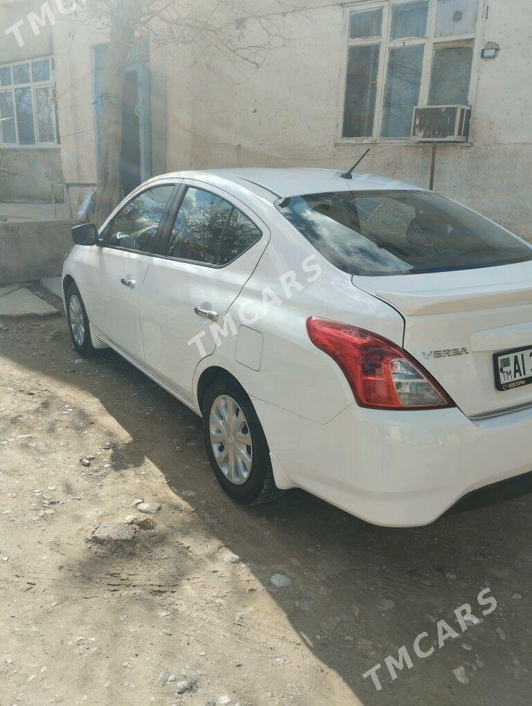 Nissan Versa 2015 - 130 000 TMT - Aşgabat - img 4