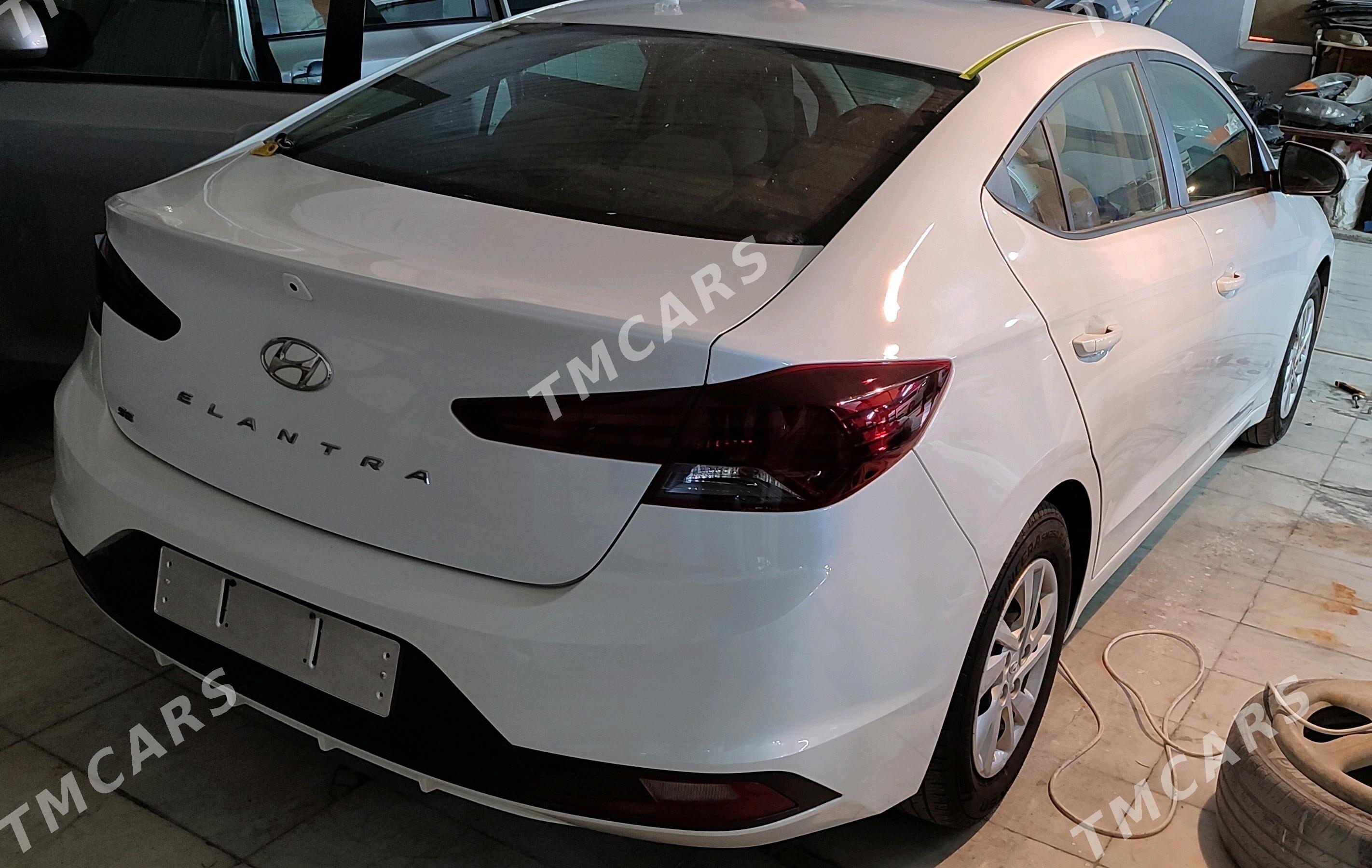 Hyundai Elantra 2020 - 190 000 TMT - Podwoýski köç. (Bitarap Türkmenistan şaýoly) - img 4