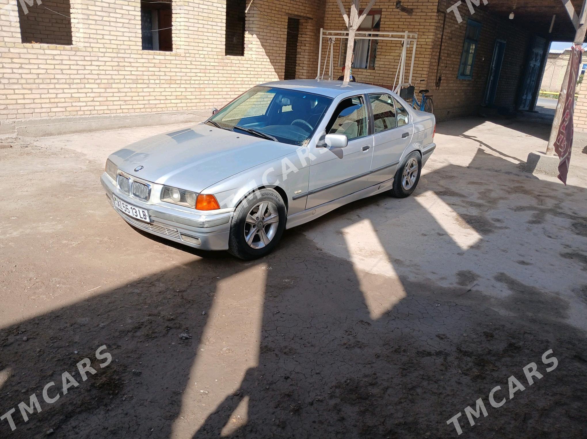 BMW 320 1998 - 50 000 TMT - Чарджоу - img 2