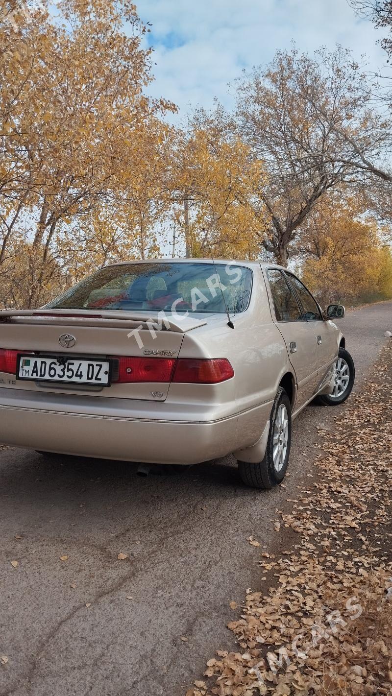 Toyota Camry 1999 - 125 000 TMT - Кёнеургенч - img 3