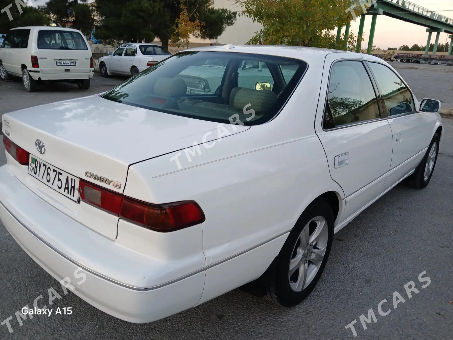 Toyota Camry 1998 - 109 000 TMT - Гызыларбат - img 8