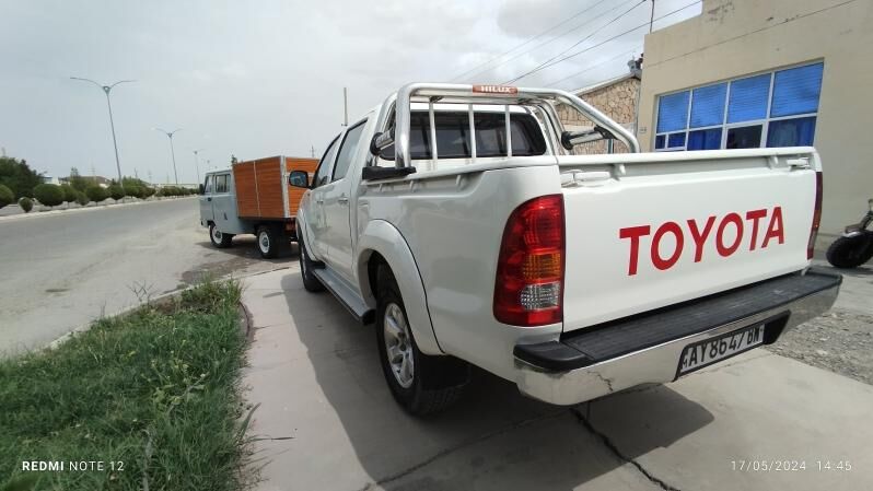 Toyota Hilux 2007 - 140 000 TMT - Гызыларбат - img 5