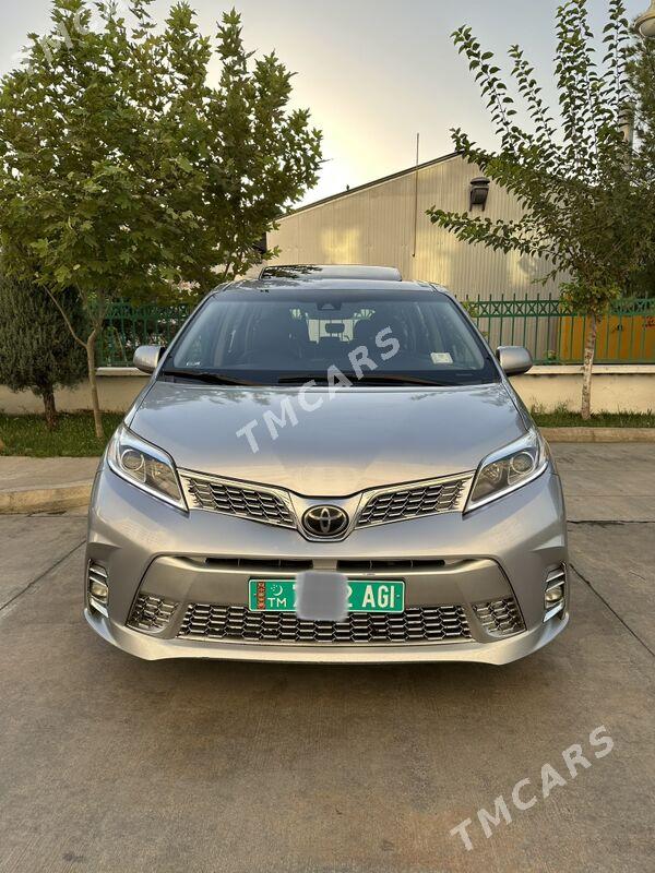 Toyota Sienna 2018 - 405 000 TMT - Aşgabat - img 3