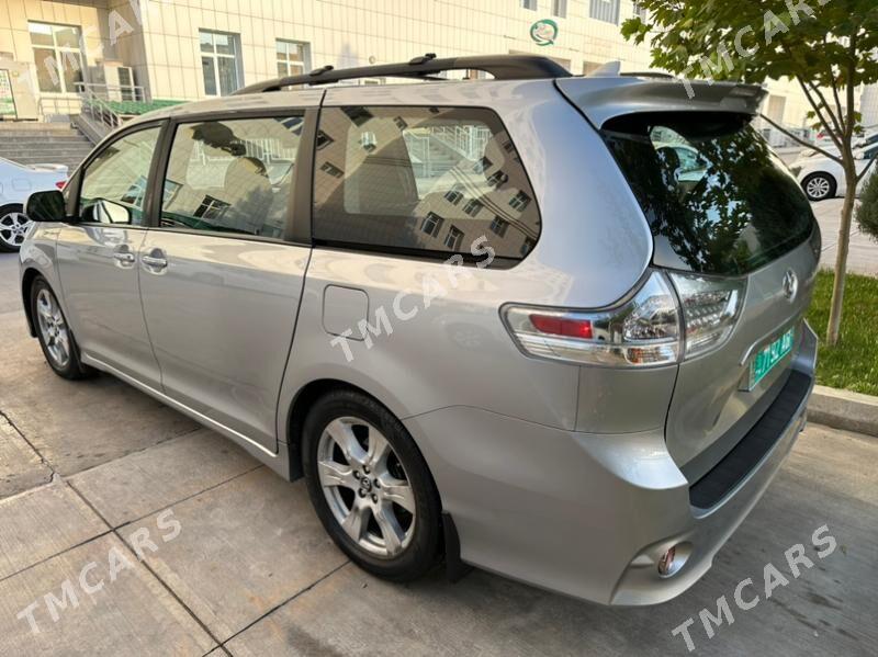 Toyota Sienna 2018 - 405 000 TMT - Aşgabat - img 5