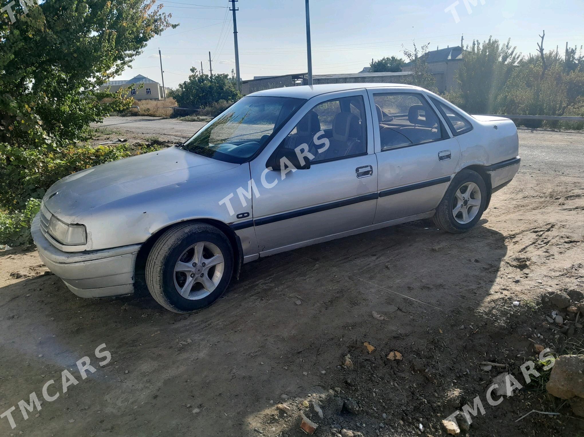 Opel Vectra 1989 - 20 000 TMT - Мургап - img 2