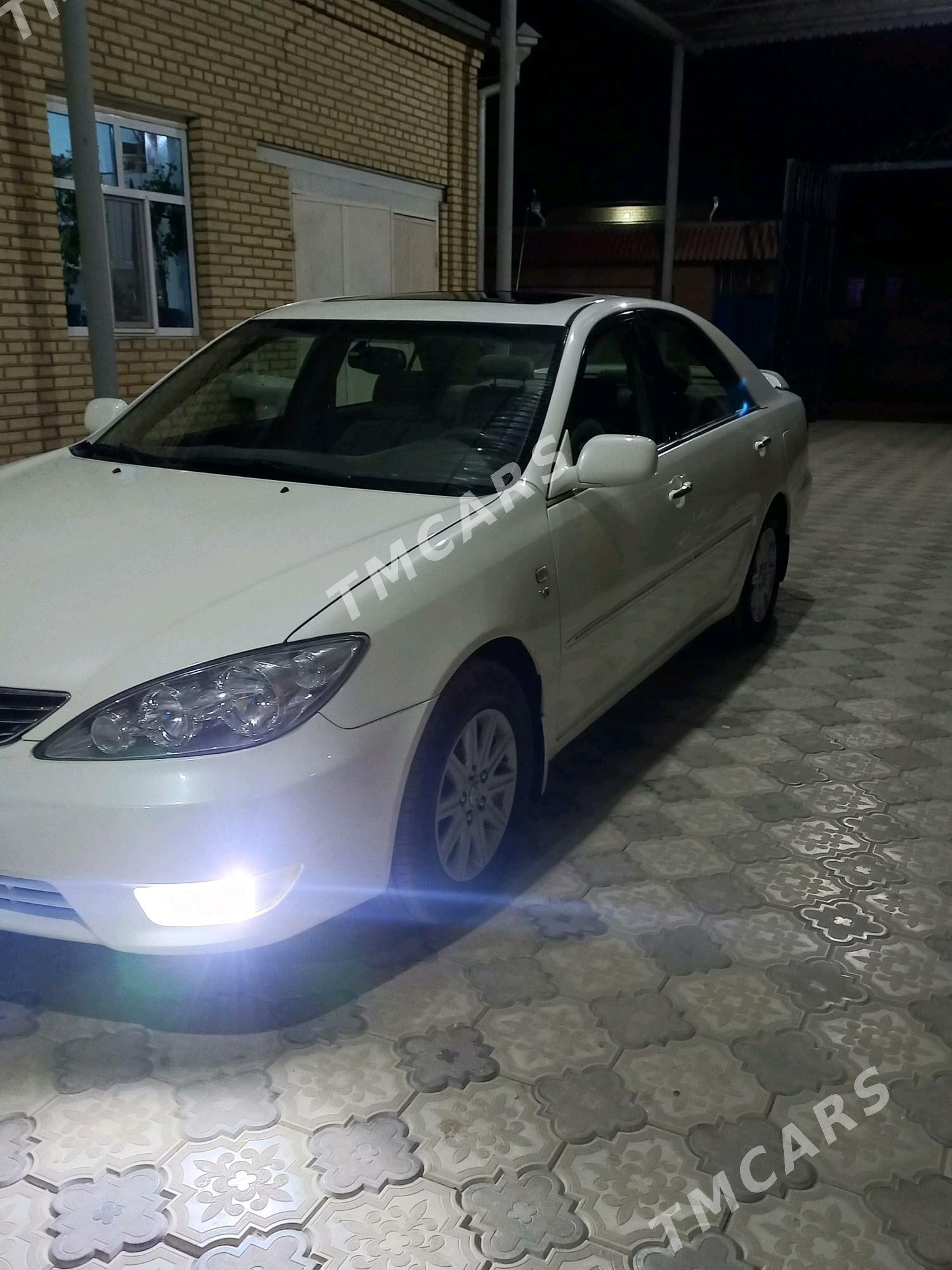 Toyota Camry 2003 - 170 000 TMT - Мары - img 7