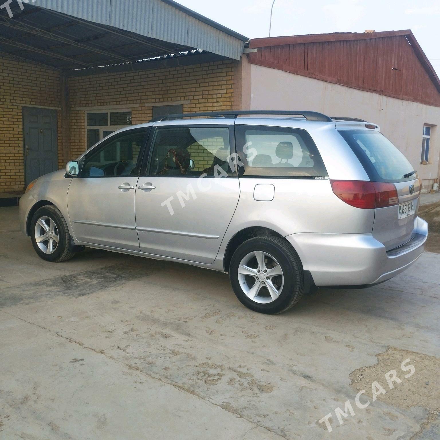 Toyota Sienna 2006 - 160 000 TMT - Oguz han - img 3