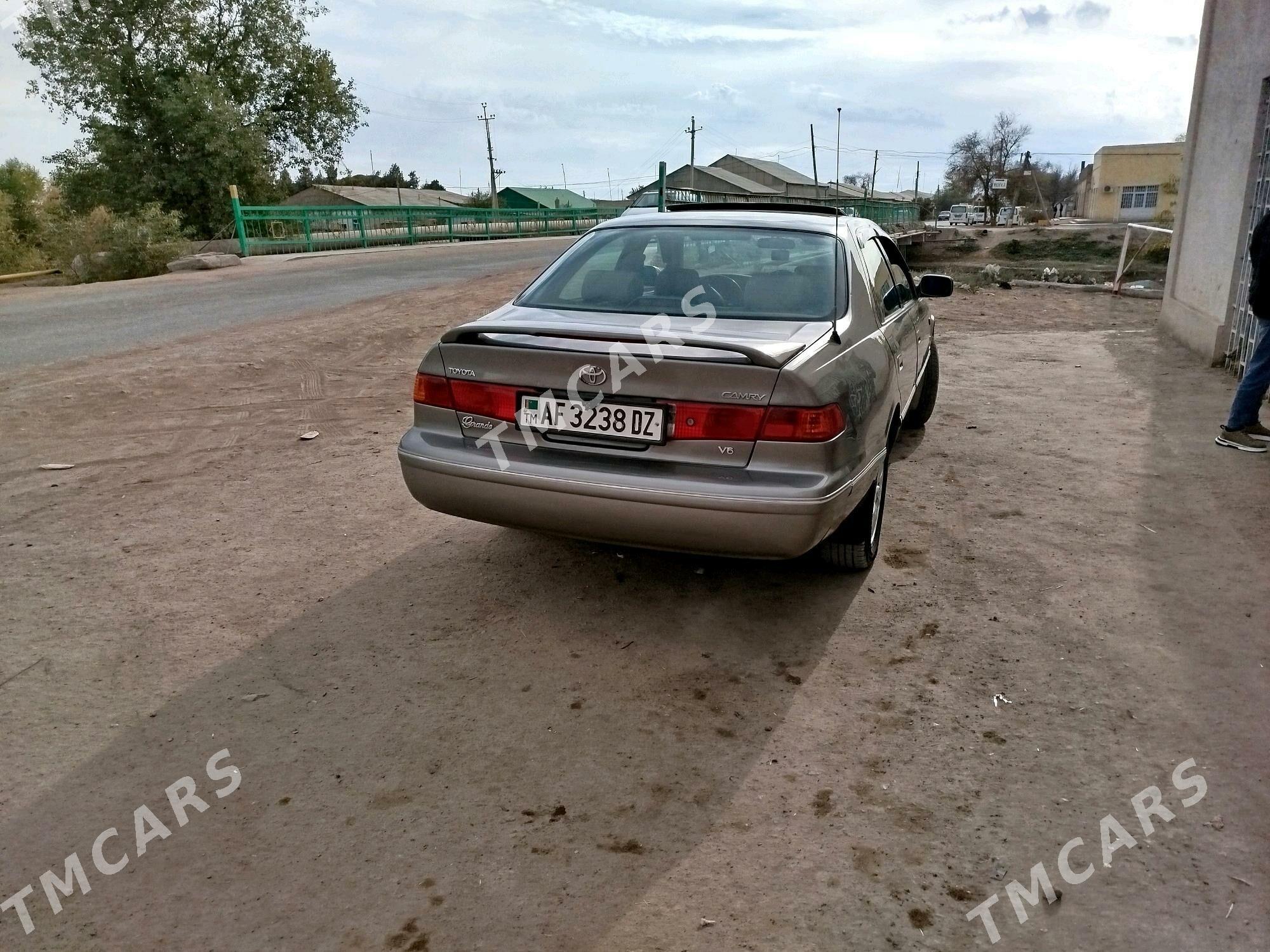 Toyota Camry 2001 - 140 000 TMT - Gurbansoltan Eje - img 6