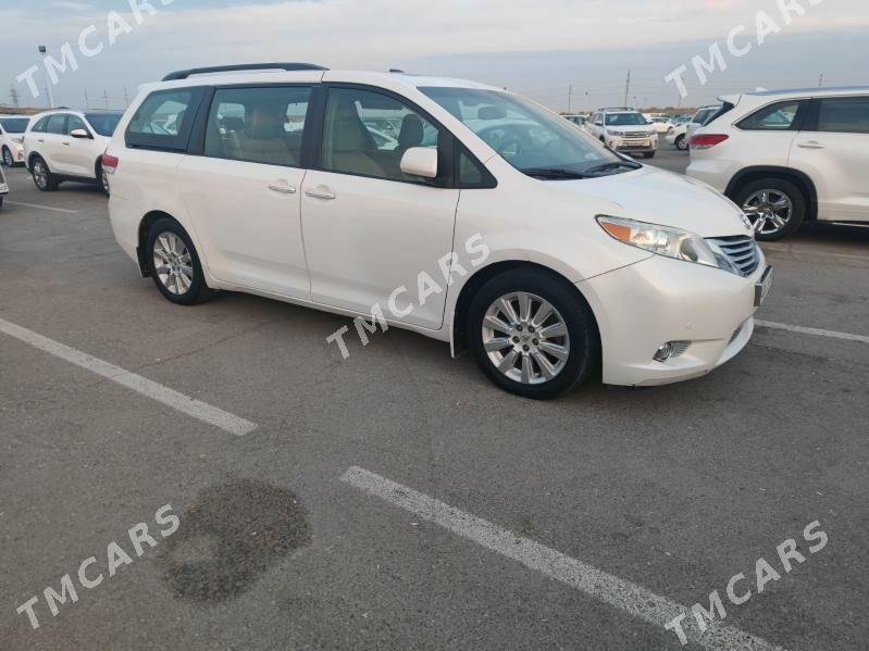 Toyota Sienna 2012 - 315 000 TMT - Ашхабад - img 2