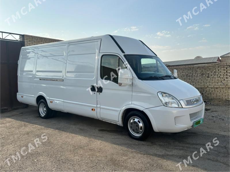 Iveco Daily 2011 - 200 000 TMT - Aşgabat - img 2