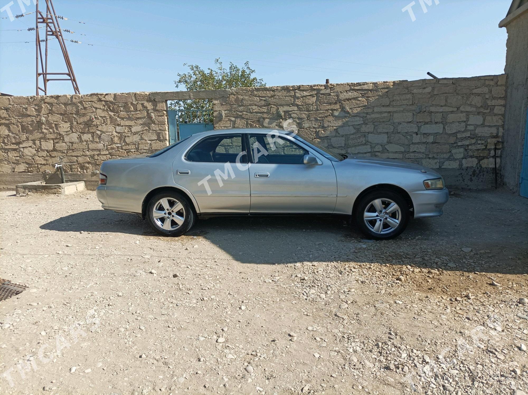 Toyota Cresta 1995 - 40 000 TMT - Гумдаг - img 5