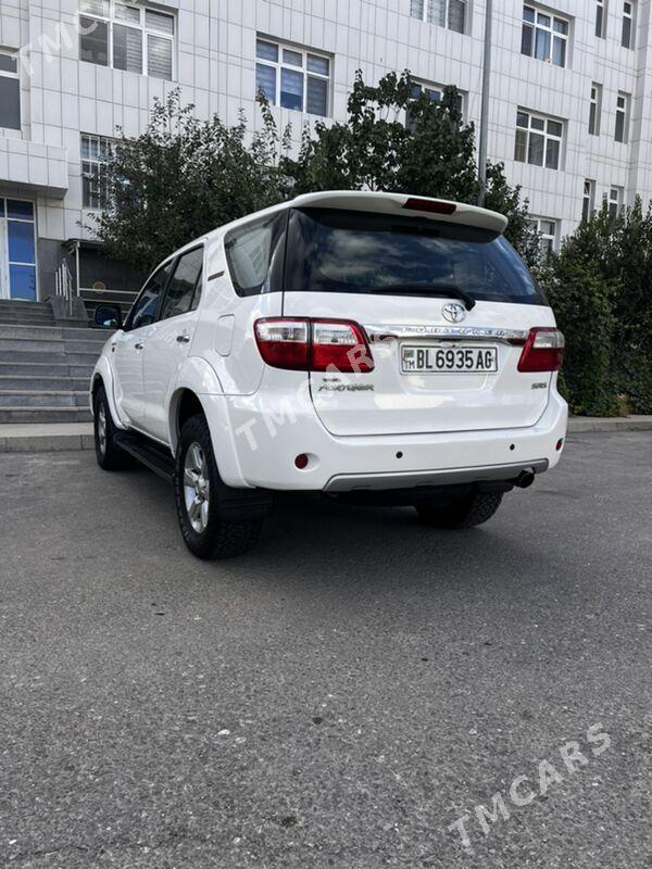 Toyota Fortuner 2011 - 275 000 TMT - Aşgabat - img 5