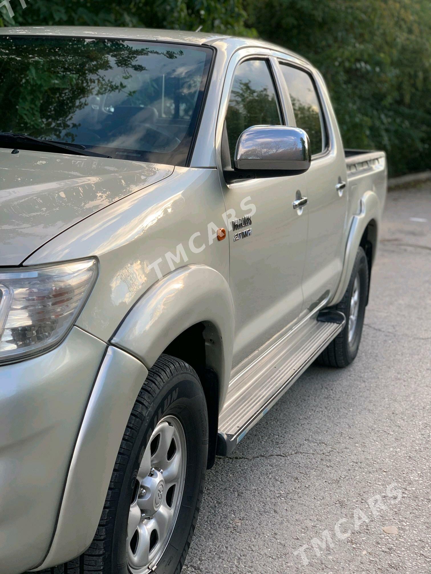 Toyota Hilux 2011 - 320 000 TMT - Ашхабад - img 3