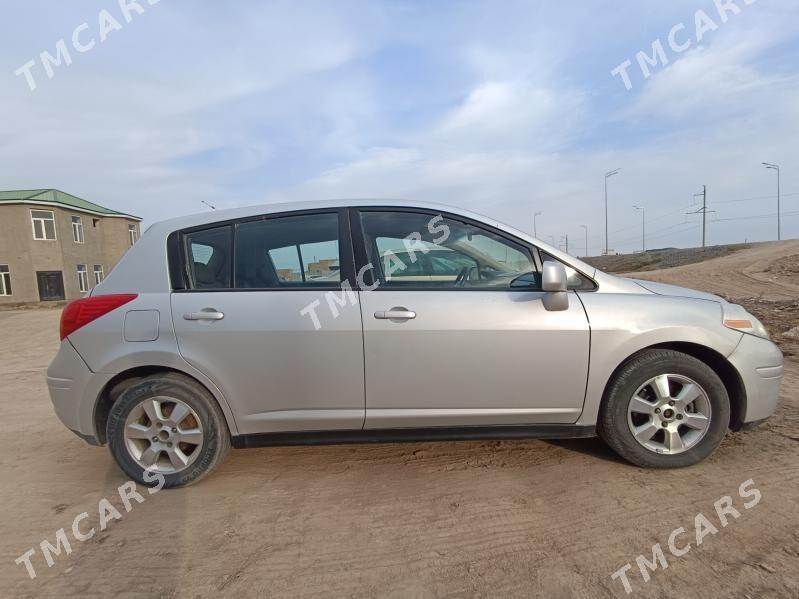 Nissan Versa 2012 - 95 000 TMT - Türkmenabat - img 2