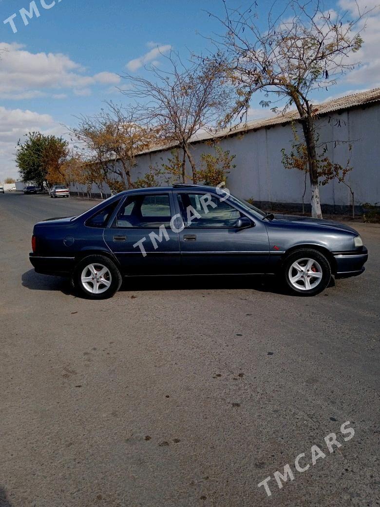 Opel Vectra 1994 - 52 000 TMT - Дашогуз - img 7