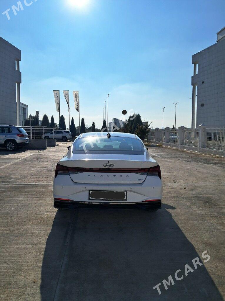 Hyundai Elantra 2022 - 500 000 TMT - 30 мкр - img 2