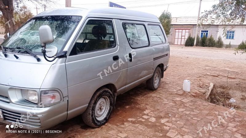 Toyota Hiace 1994 - 30 000 TMT - етр. Туркменбаши - img 2