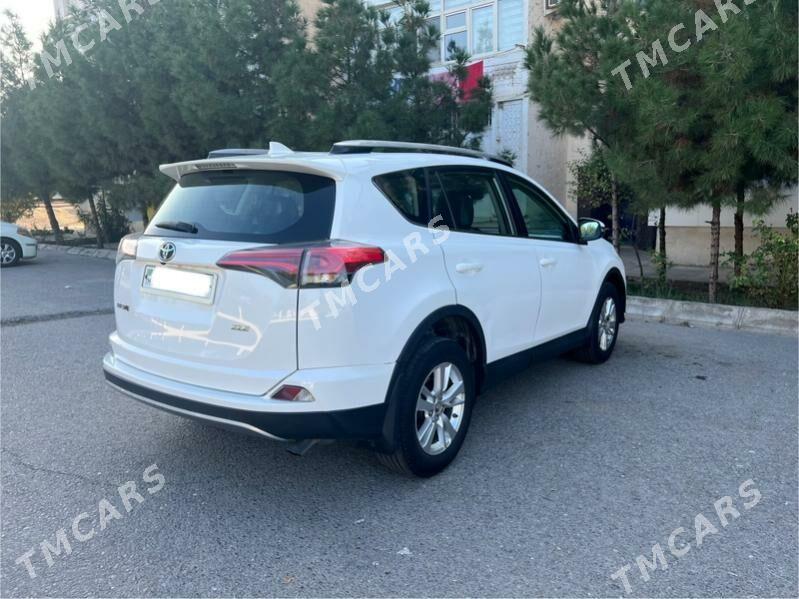 Toyota RAV4 2018 - 300 000 TMT - Aşgabat - img 3