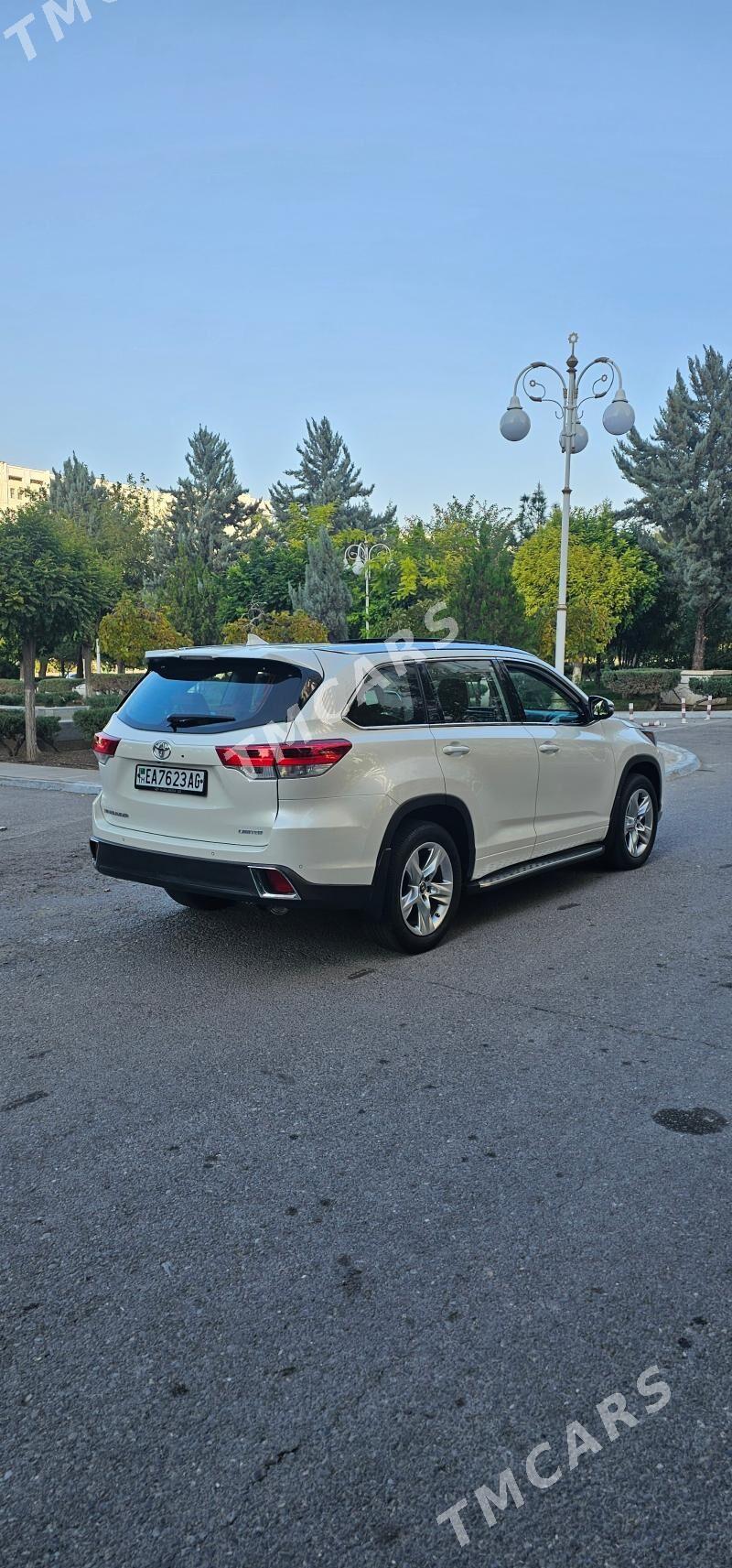 Toyota Highlander 2019 - 490 000 TMT - Ашхабад - img 4