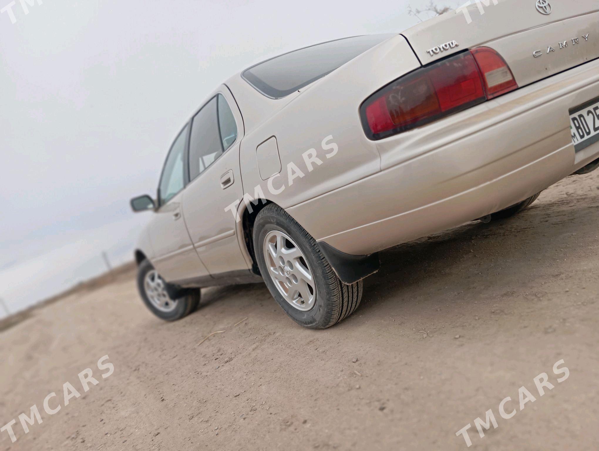 Toyota Camry 1994 - 80 000 TMT - Кёнеургенч - img 3