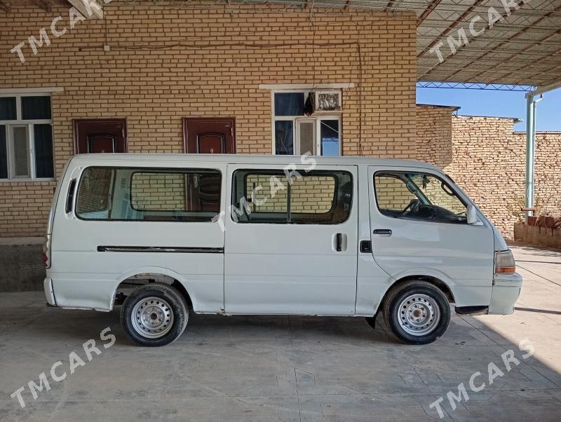 Toyota Hiace 1997 - 40 000 TMT - Гарабекевюл - img 7