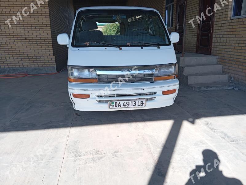 Toyota Hiace 1997 - 40 000 TMT - Гарабекевюл - img 6