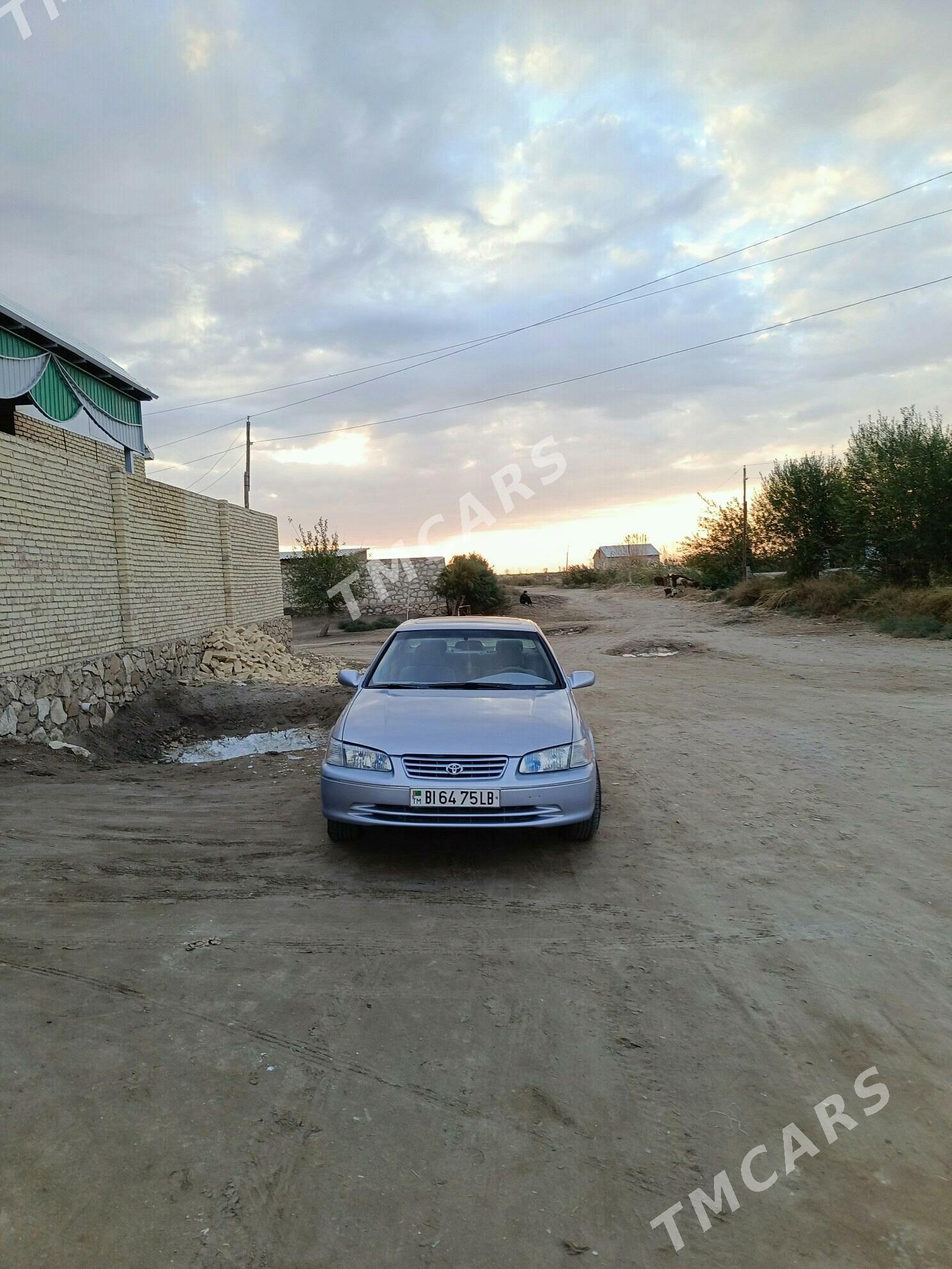 Toyota Camry 1997 - 95 000 TMT - Достлук - img 3