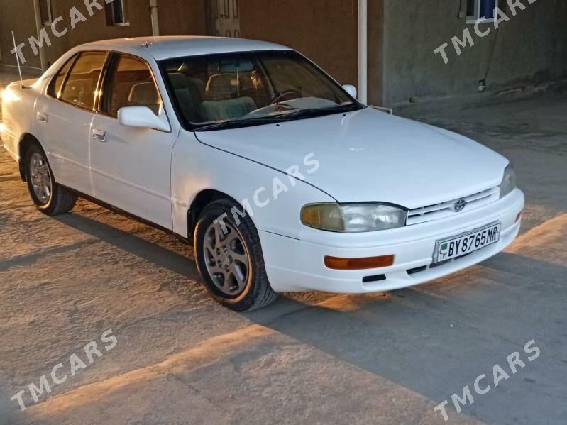 Toyota Camry 1993 - 75 000 TMT - Baýramaly - img 2