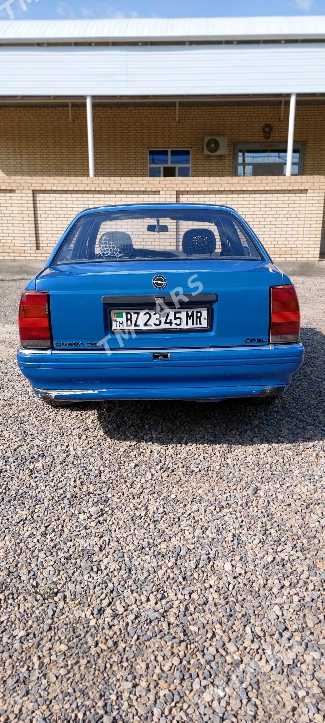 Opel Omega 1992 - 20 000 TMT - Мургап - img 2