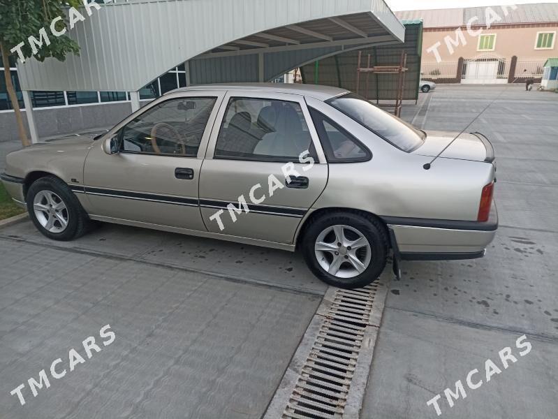 Opel Vectra 1992 - 40 000 TMT - Mary - img 5