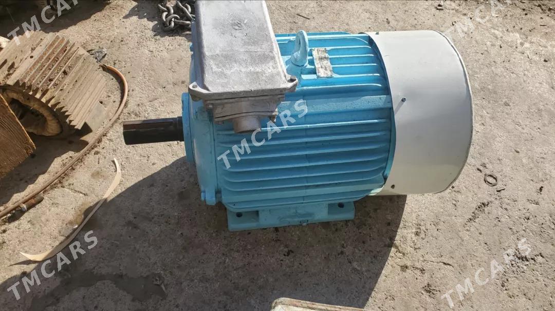 Elektro Dwigatel 55 kw 1500 ob - Мургап - img 3