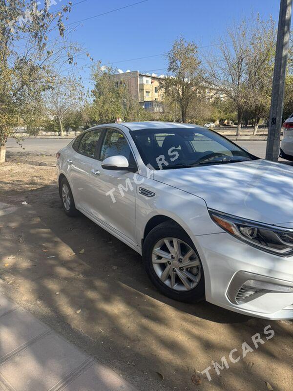 Kia Optima 2019 - 190 000 TMT - Мары - img 3