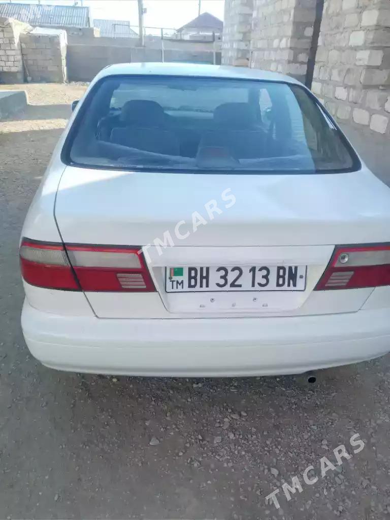 Nissan Sunny 1999 - 24 000 TMT - Гумдаг - img 2