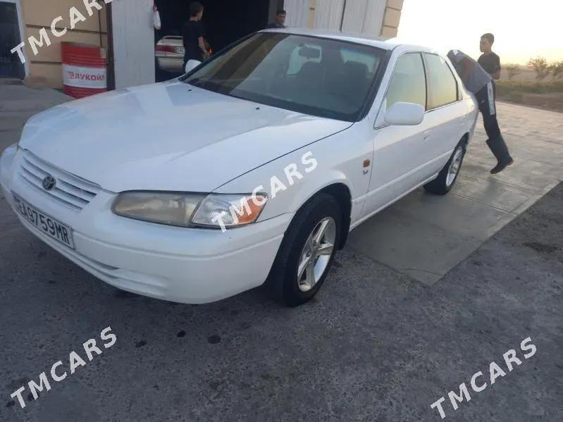 Toyota Camry 1998 - 100 000 TMT - Сакарчага - img 2