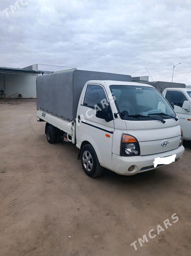 Hyundai H100 2012 - 160 000 TMT - Дашогуз - img 2