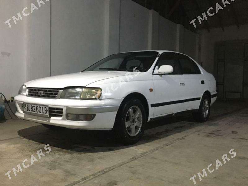 Toyota Carina 1994 - 45 000 TMT - Halaç - img 5