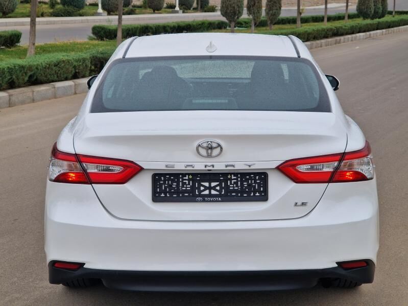 Toyota Camry 2020 - 290 000 TMT - Aşgabat - img 8