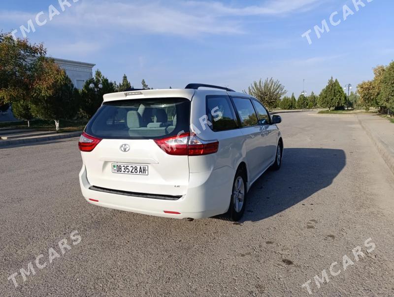 Toyota Sienna 2015 - 350 000 TMT - Бахарден - img 5