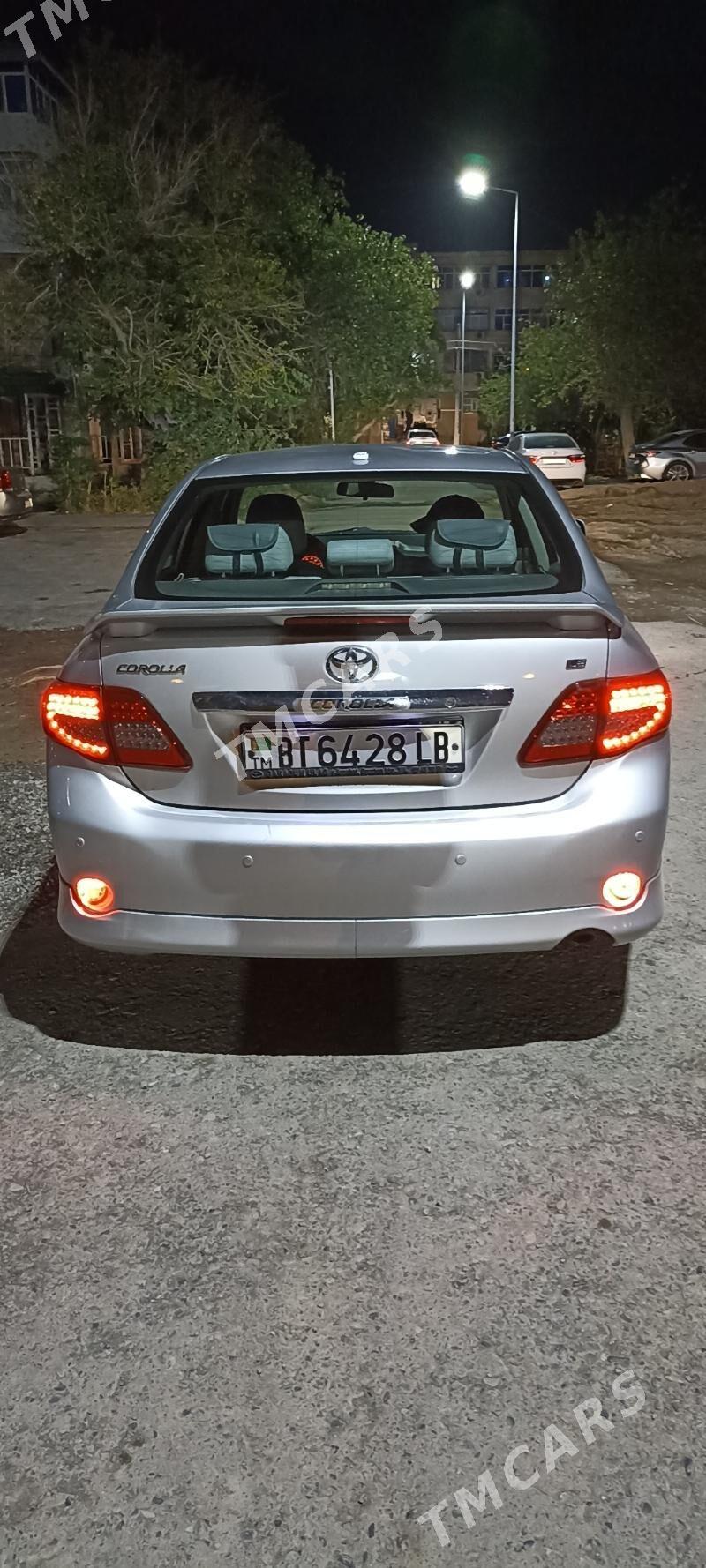 Toyota Corolla 2010 - 133 000 TMT - Türkmenabat - img 2