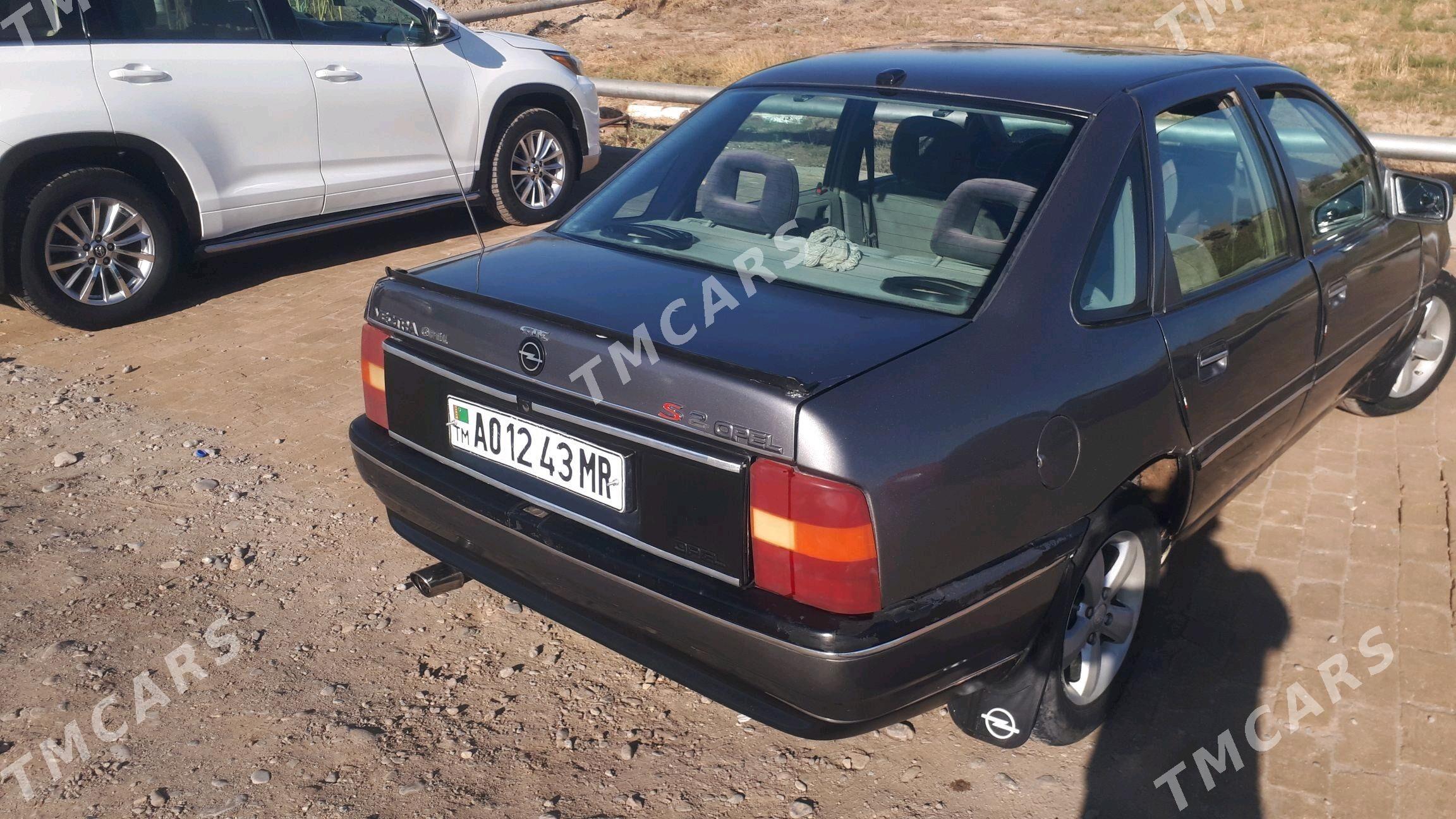 Opel Vectra 1990 - 28 000 TMT - Ýolöten - img 2