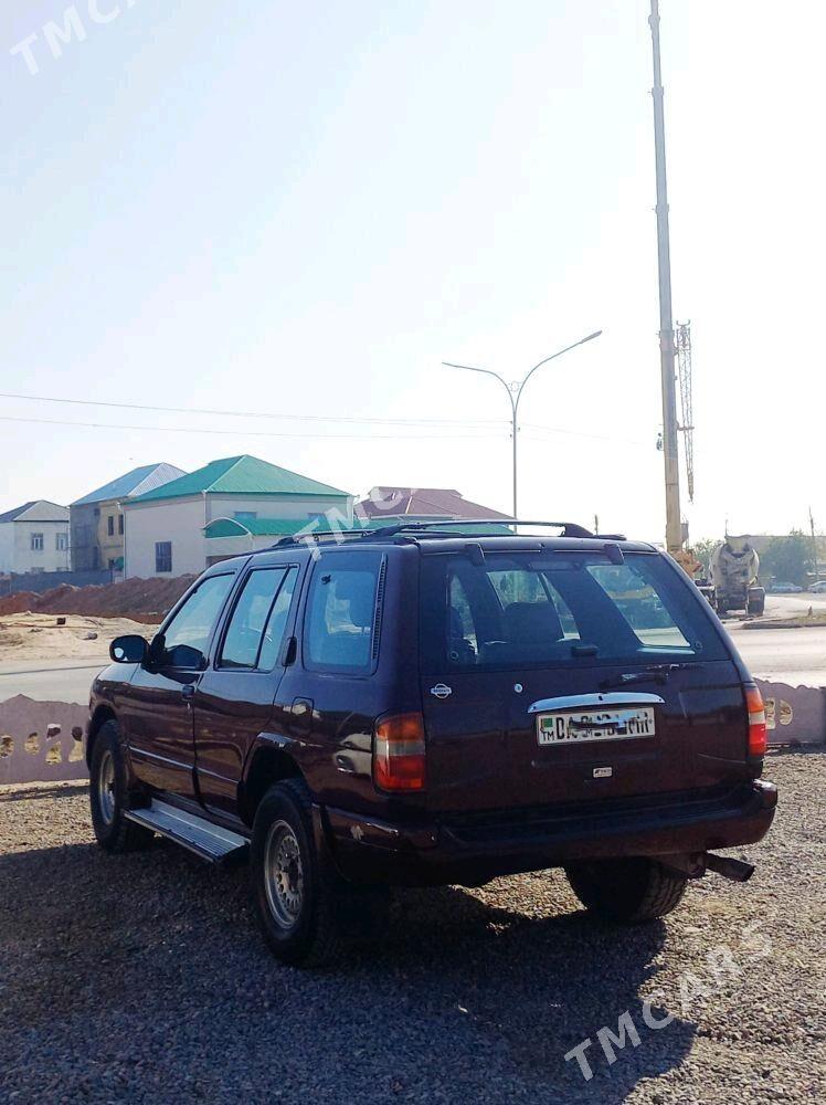 Nissan Pathfinder 1998 - 68 000 TMT - Мары - img 3