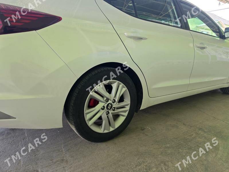 Hyundai Elantra 2019 - 166 600 TMT - Gypjak - img 2