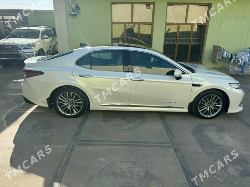 Toyota Camry 2018 - 390 000 TMT - Ашхабад - img 3