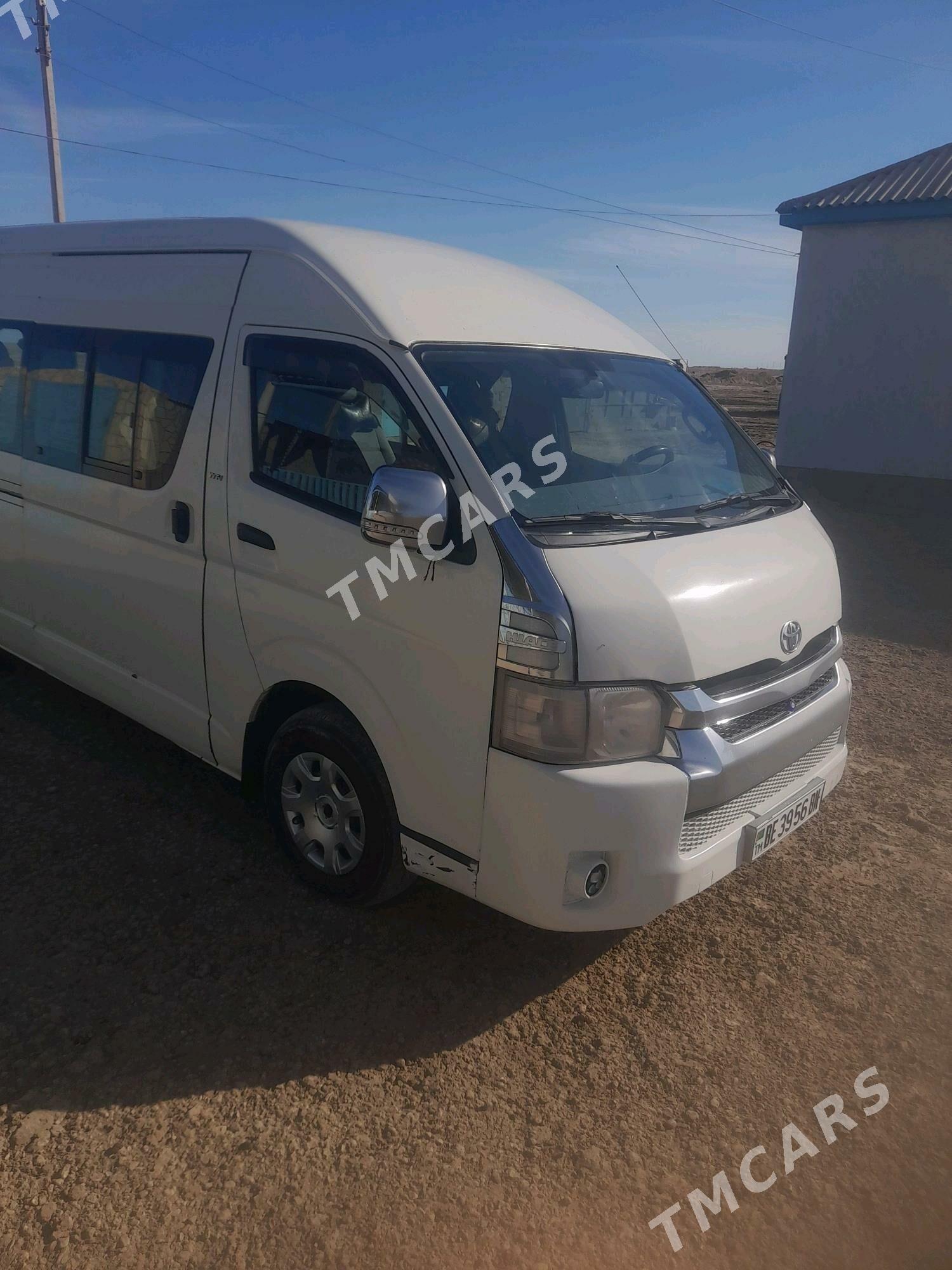 Toyota Hiace 2008 - 260 000 TMT - Эсенгулы - img 2