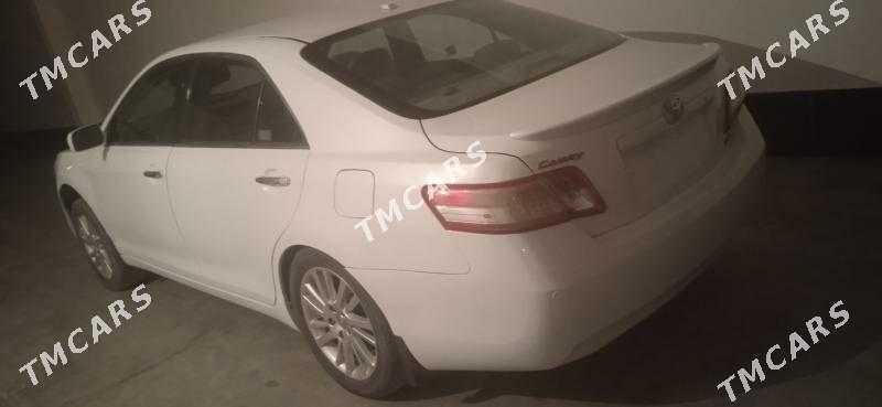 Toyota Camry 2010 - 150 000 TMT - Çärjew - img 8