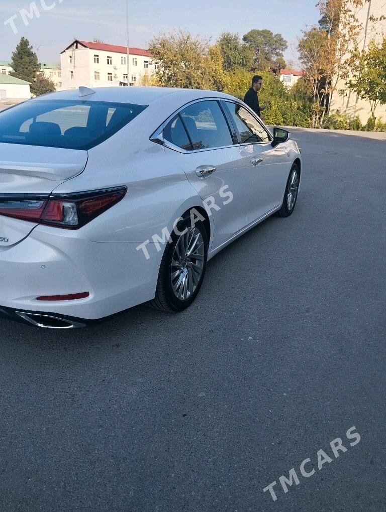 Lexus ES 2018 - 520 000 TMT - Aşgabat - img 3