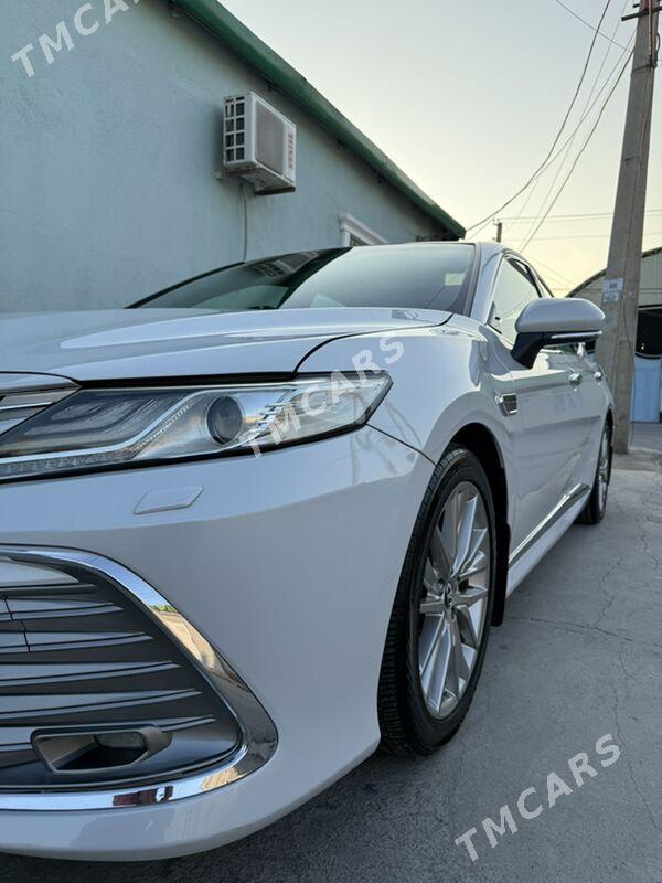 Toyota Camry 2018 - 355 000 TMT - 6 мкр - img 4